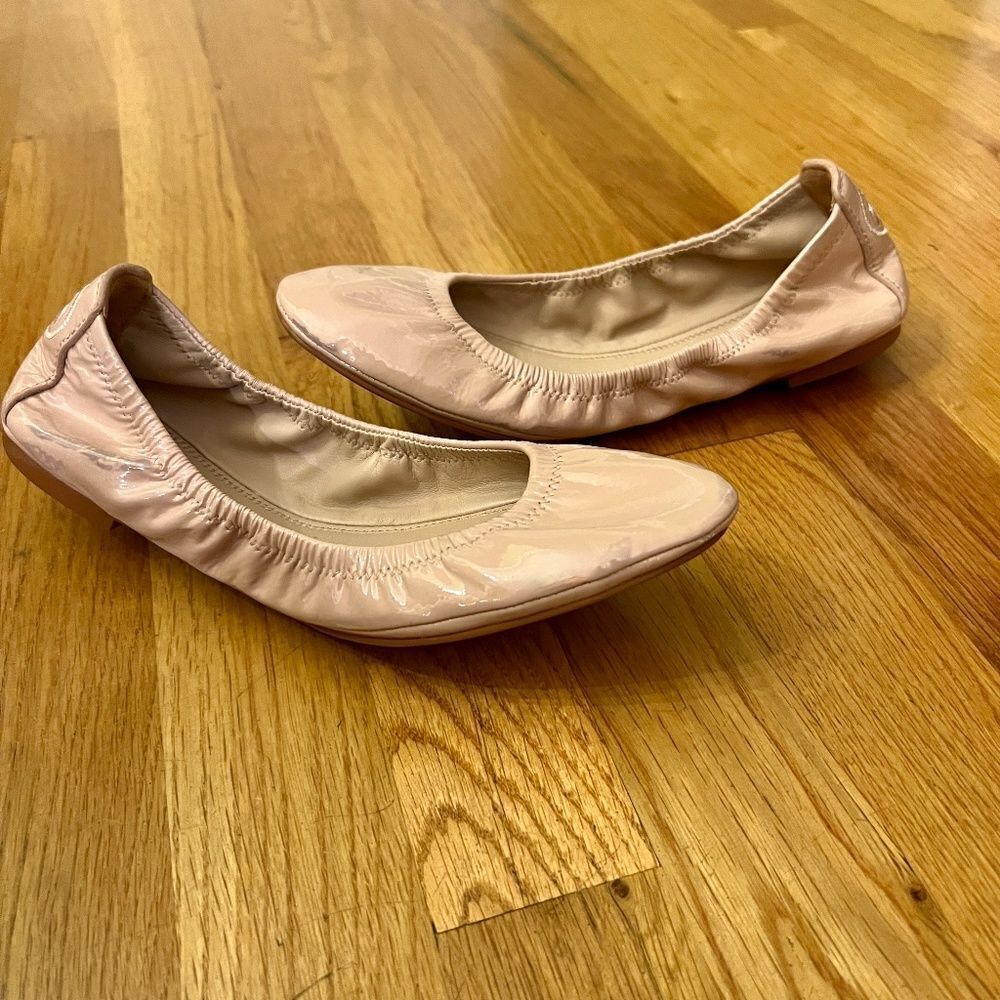 Tory Burch Eddie Beige Sand Nude Eddie Patent Leather Ballet Flats Shoes Sz 6.5
